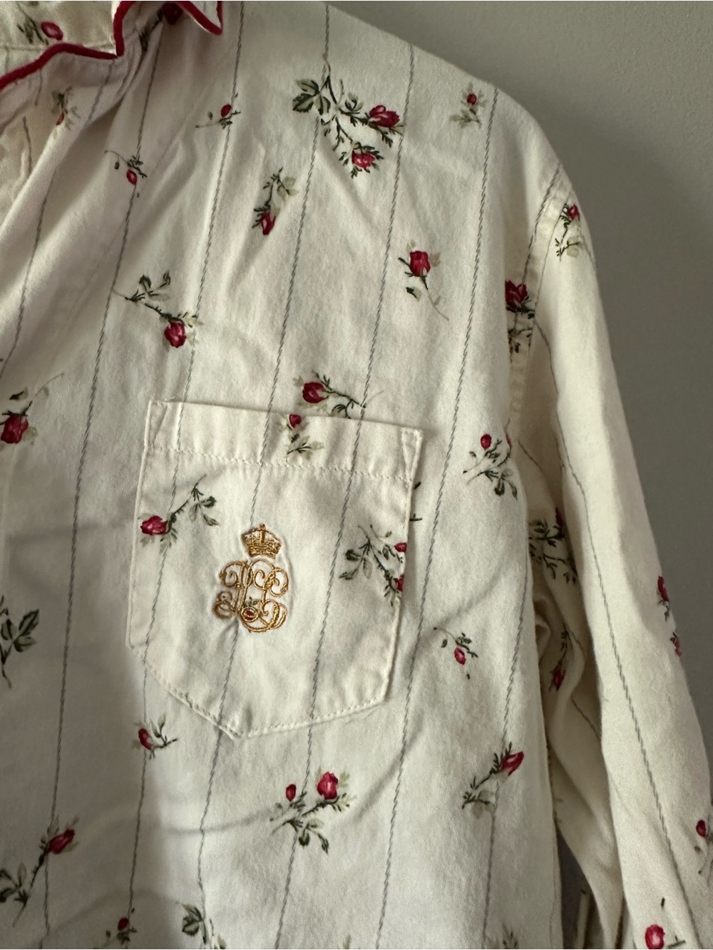 Ralph Lauren Cream Pajama Set with Red Floral Print - Picture 8 of 10